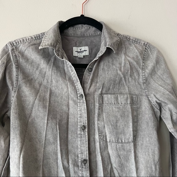 AEO Womens Distressed Denim Button Down Top Gray Size XS - Picture 4 of 12